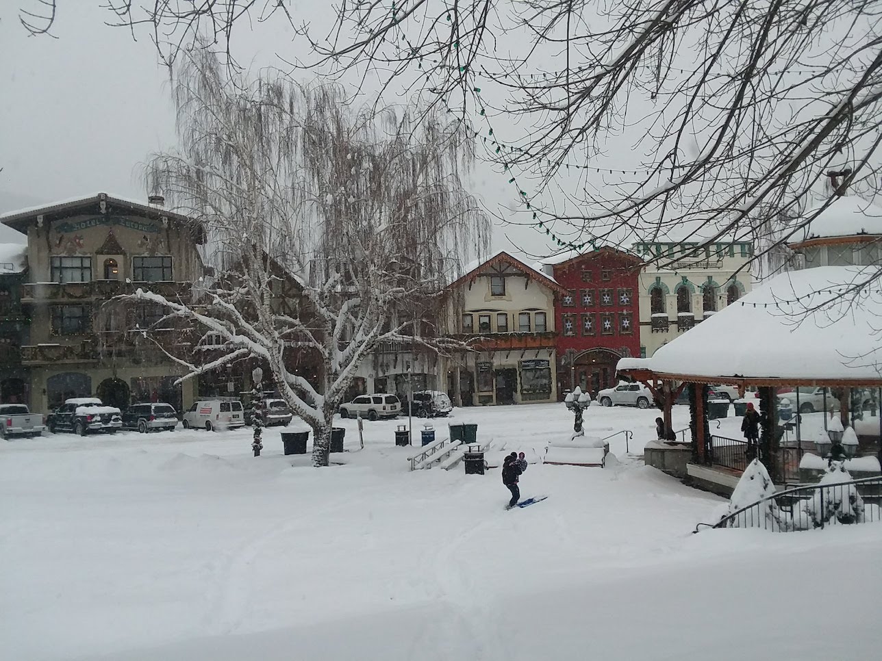 Leavenworth Winter Crowds